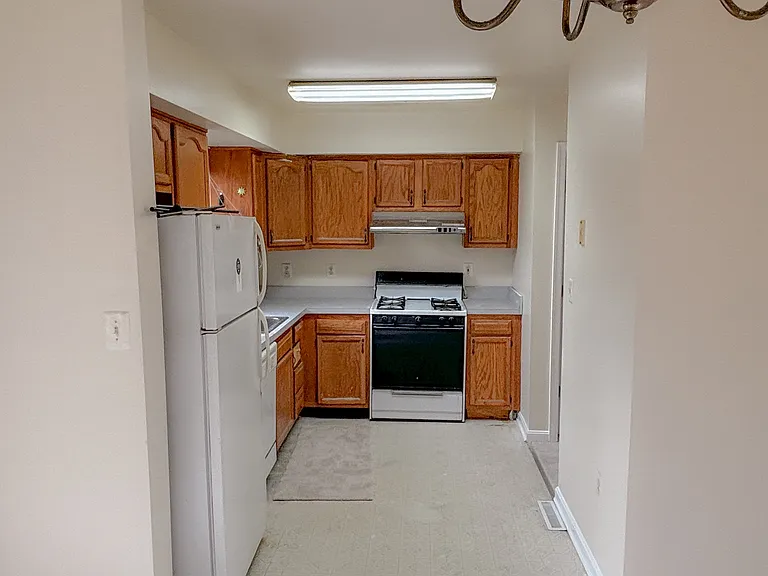 4628 Warren Tree Way — Photo 3