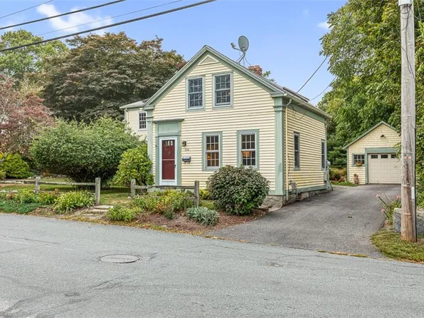 228 Rodman St, South Kingstown, RI 02879