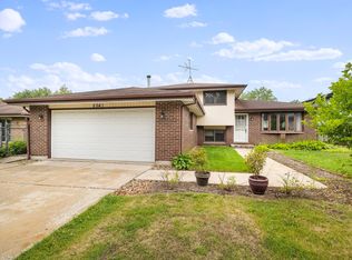 5541 143rd St, Midlothian, IL 60445