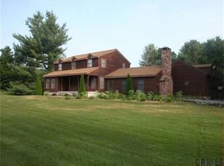 1603 Crescent Rd, Clifton Park, NY 12065