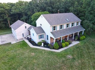17 Knolls Dr, Jackson, NJ 08527