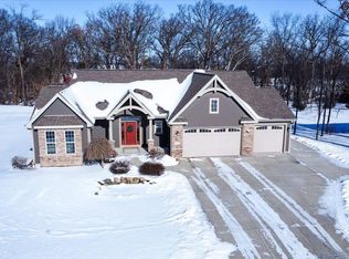 3016 Midnight Sun Dr, Sun Prairie, WI 53590