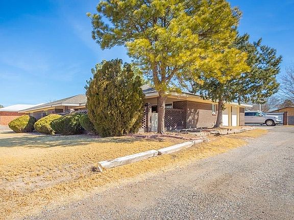 3rd image of 603 Estrellita Dr