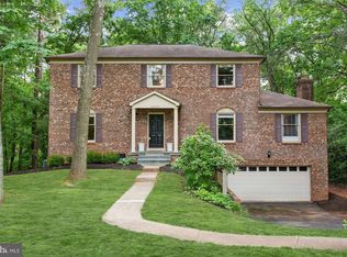 10803 Cross School Rd, Reston, VA 20191