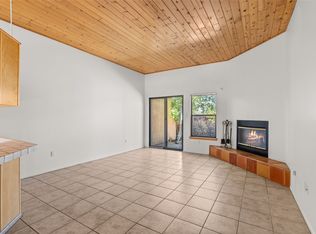 2839 Plaza Amarilla, Santa Fe, NM 87507