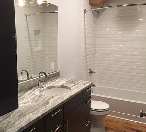4th image of 148 S River Ave Suite 403