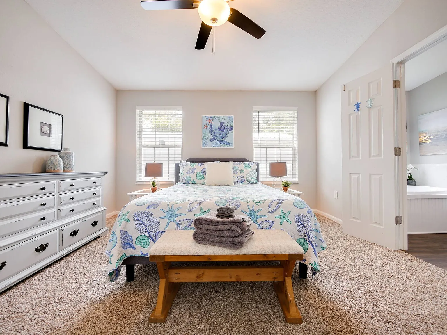 3 bed, 1415 sqft, $3,000 — Photo 4