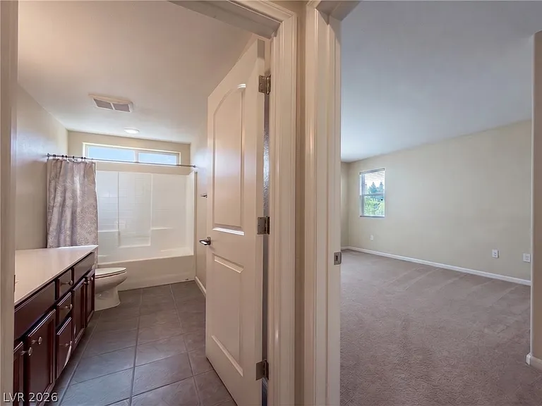 208 Rocky Basin St — Photo 33