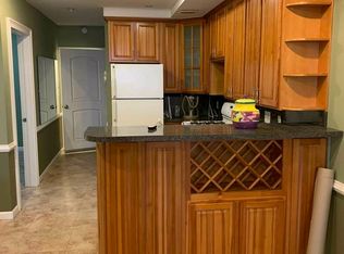 32-50 42nd St, Astoria, NY 11103