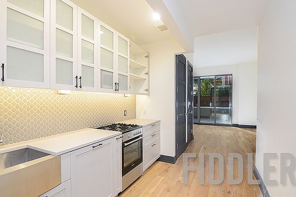 1st image of 10 Montieth St #G38