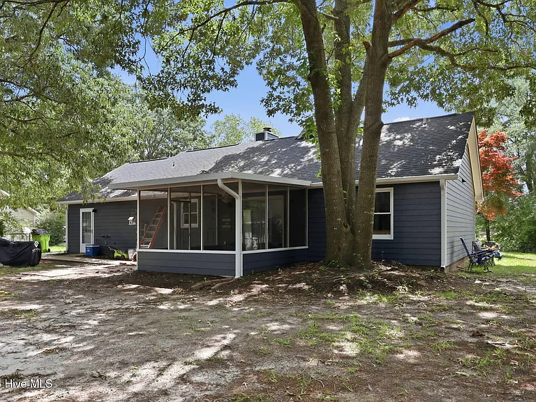 552 Swansboro Loop Rd — Photo 40
