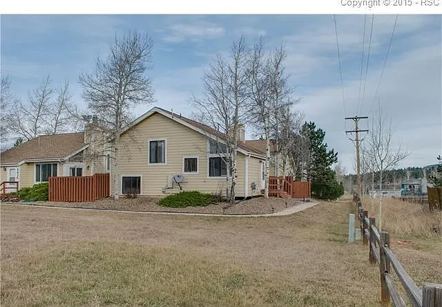 741 Columbine Village Dr — Photo 2