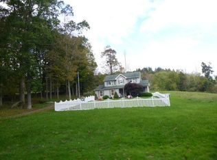 443 Follies Rd, Dallas, PA 18612