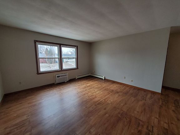 3rd image of 431 34th Ave #5