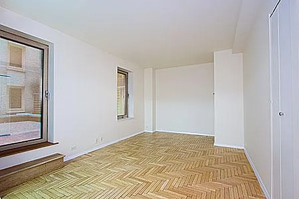 Sold by Keller Williams NYC | media 4