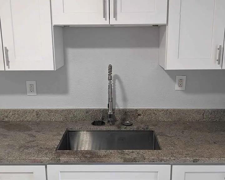 3801 Avenue J NW #E — Photo 5