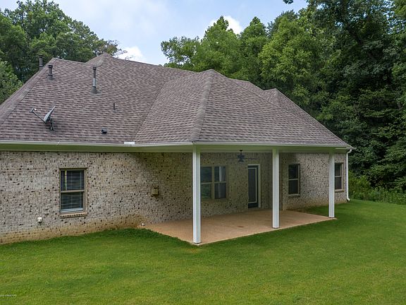 3rd image of 7378 Soaring Oaks Dr
