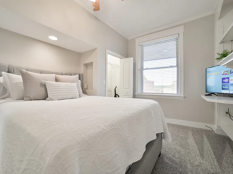 233 S Spanish St #233B — Photo 15