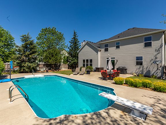 2nd image of 25457 Blakely Dr