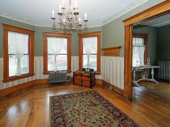 619 E Stockbridge Ave-104