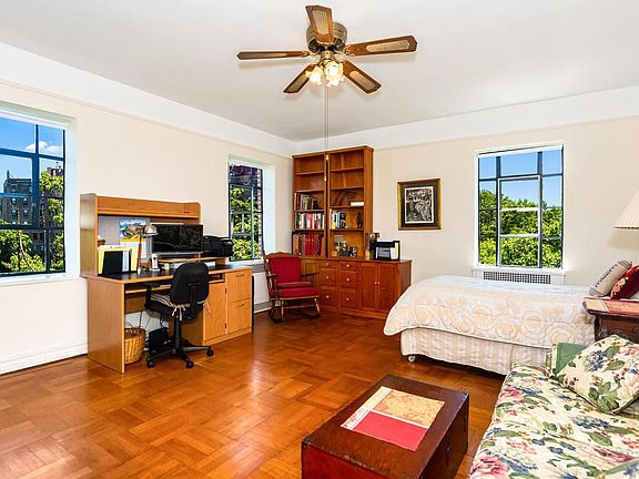 3rd image of 3001 Henry Hudson Pkwy APT 6B