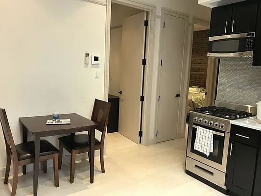 Rented by Patricia Lam, LREB | media 12