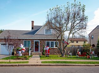 50 Chestnut St, Avenel, NJ 07001