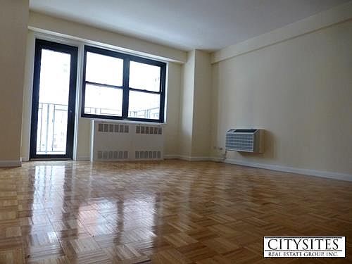5th image of 350 W 51st St APT 12j