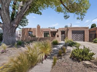 716 Loma Vista Dr NE, Albuquerque, NM 87106
