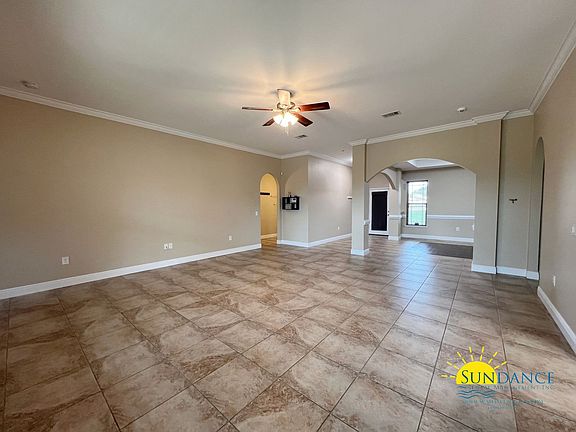3rd image of 539 Tom Sawyer Ln