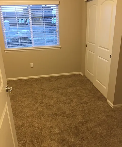 Pelican Bluff Apartments — Photo 22