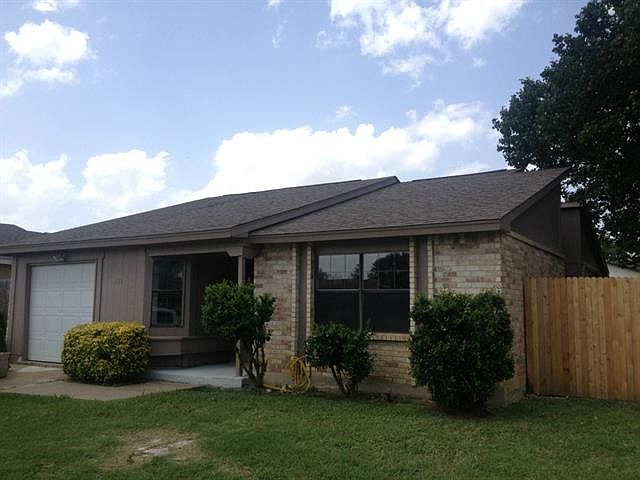 1st image of 4113 Pepperbush Dr