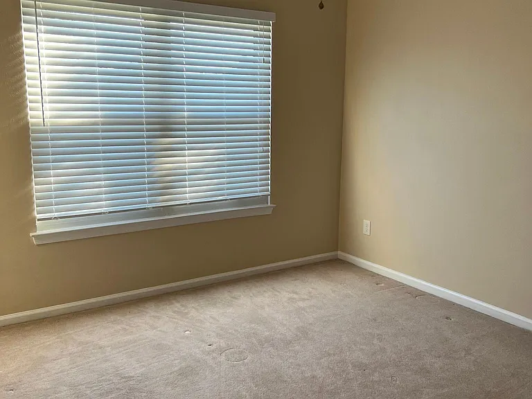 3701 Castlewood Dr — Photo 18