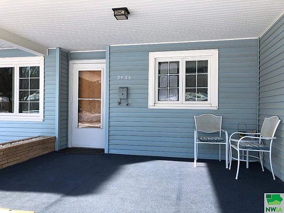 2nd image of 3435 Jackson St