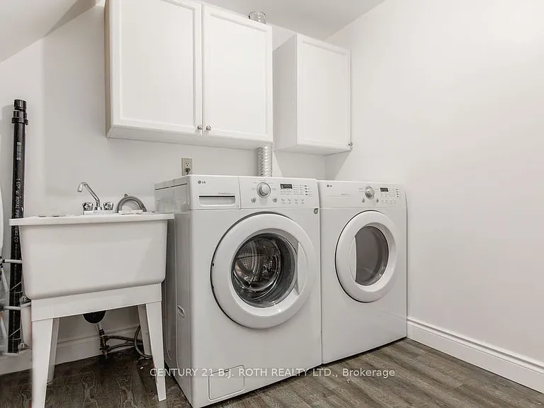 243 Wellington St E #LOWER LEVEL — Photo 5