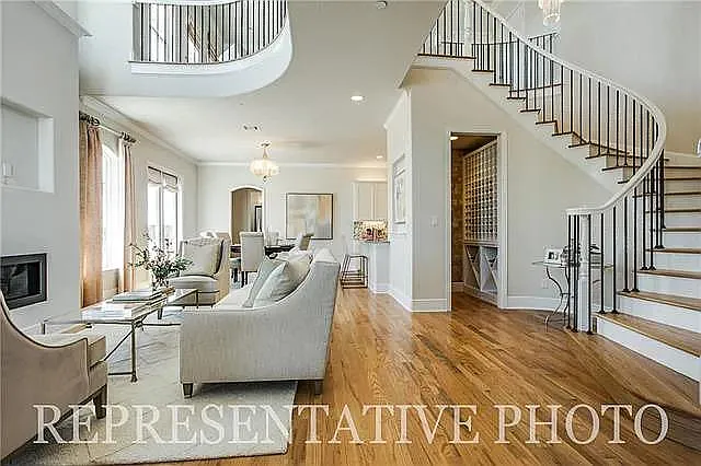 7513 Rennaisance Blvd - 1 — Photo 3