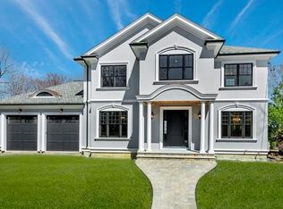 141 Summit Ave, Brookline, MA 02446