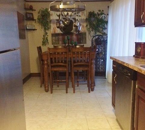 4th image of 29 Pine Dr