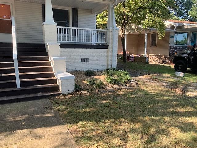 1st image of 2923 Browning Ave