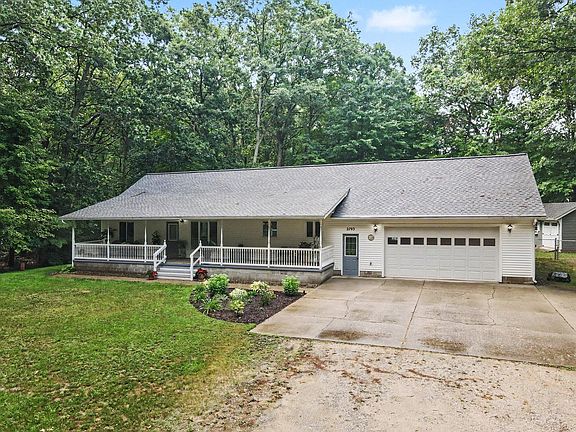 3rd image of 2793 Duff Rd