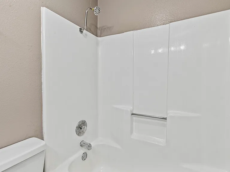 Towne East Village Apartment Homes — Photo 15