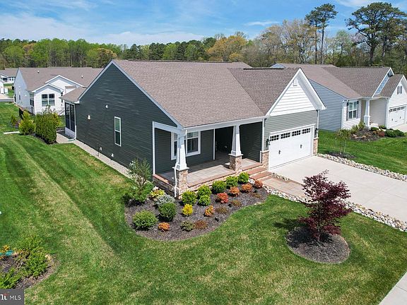 2nd image of 25087 Treeview Ln