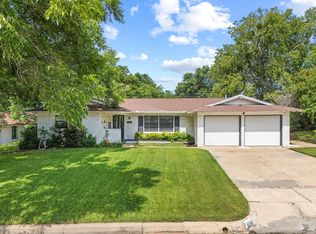 1966 Milam St, Fort Worth, TX 76112