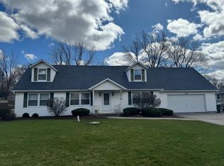 39015 89th St, Genoa City, WI 53128