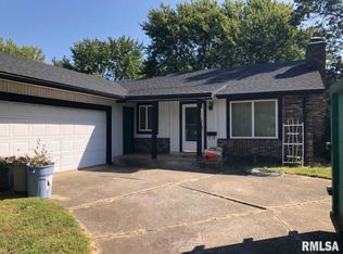 228 Bristol Rd, Springfield, IL 62702