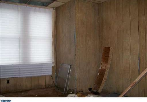 2nd image of 2538 Carroll St