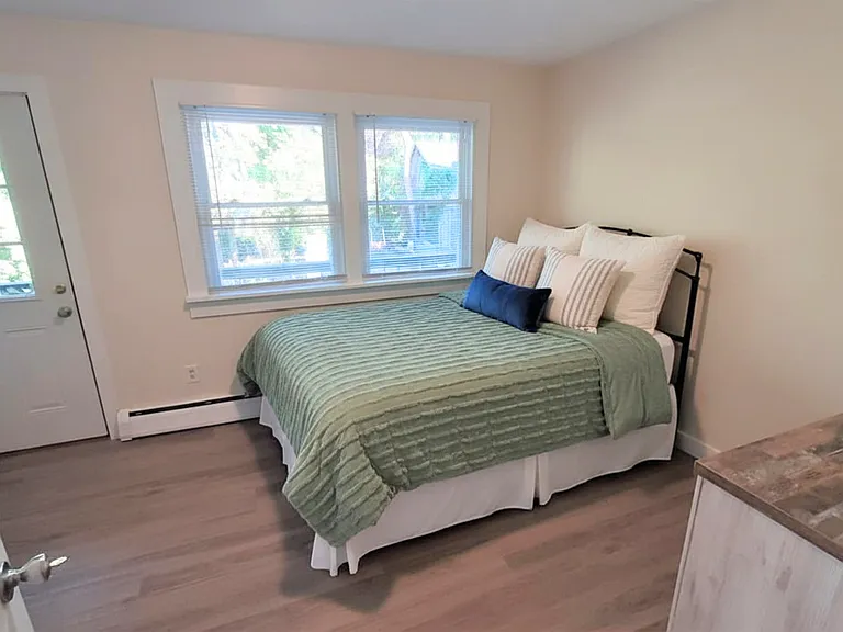 320 Hillview Place — Photo 5