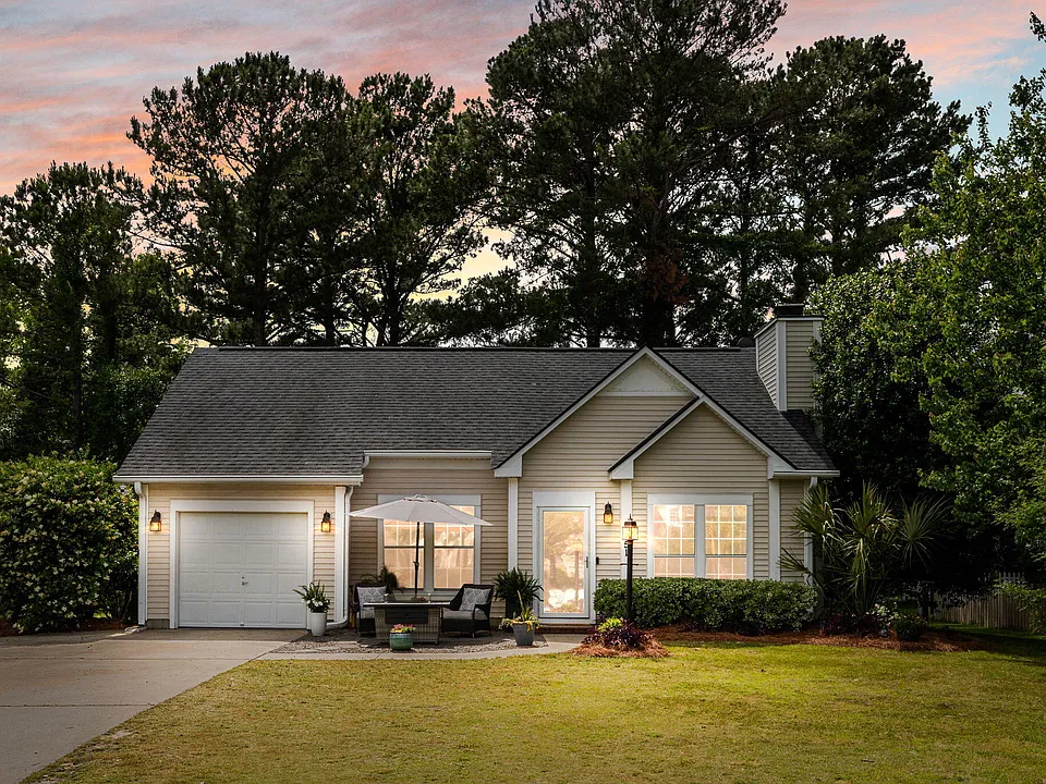 451 S Piazza Ct