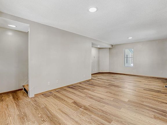 4th image of 37506 Eaglewood Ave