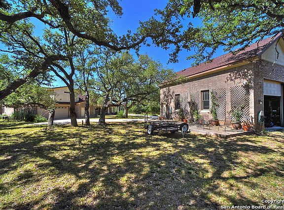 3rd image of 1485 Guadalupe Bnd